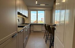 Apartement 3 camere, 75 MP, zona Piata Cipariu