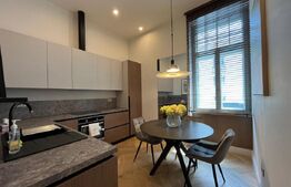 Apartament cu 2 camere, LUX, parcare, zona Centrala