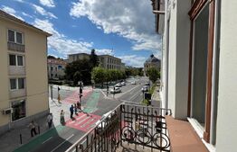 Apartament cu 2 camere, LUX, parcare, zona Centrala