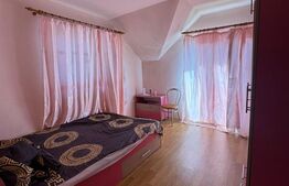 Casa 5 camere, 300 mp, parcari, zona Florilor 