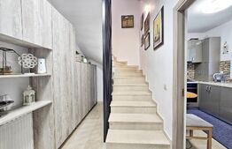 Duplex, 4 dormitoare, pod amenajat, gradina, str. Crizantemelor