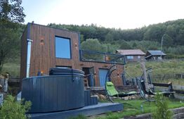 Cabană la Valea Ierii proprietate privată, într-o zonă liniștită