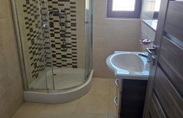 Apartament 3 camere spațios, cu pod amenajabil și parcare dublă