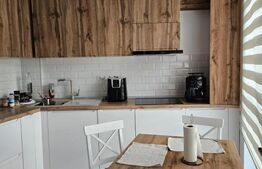 Apartament de 2 camere, 54 mp, zona Centrala