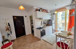 Apartament, decomandat, 30 mp utili + balcon 6 mp, intermediar! Zona Porii!