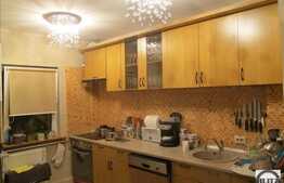 Vanzare apartament 4 camere, 81 mp, garaj, boxa, zona strazii Louis Pasteur