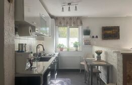 Apartament 2 camere, 57 mp, parcare, zona Florilor