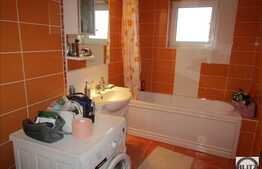 2 camere, 60 mp, decomandat, totul nou, parcare, zona strazii Mircea Eliade