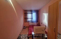 Apartament cu 3 camere Astra, etaj 1, beci, decomandat
