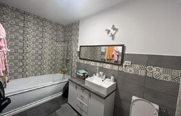 Apartament 3 camere, 80 mp, 2 bai, parcare, bloc nou, zona Terra