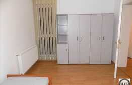 Vanzare apartament 4 camere, 138 mp, garaj, boxa, zona strazii Cometei