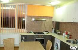 Apartament cu 1 camera de vanzare pe strada Detunata