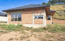 Casa pe un nivel, cu priveliste superba, teren 2000 mp, Suceagu