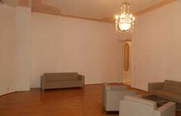 Vanzare 3 camere, 154 mp, boxa, zona Piata Unirii!