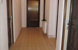 3 camere, 100 mp utili, terasa, boxa la subsol, zona strazii Eroilor!