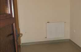 3 camere, 100 mp utili, terasa, boxa la subsol, zona strazii Eroilor!