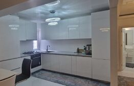 Apartament 3 camere, 2 băi, etaj intermediar, zona Eroilor, parcare inclusa 