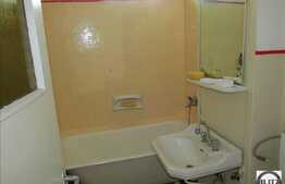 De vanzare apartament 2 camere decomandate, zona Complex Diana, 51 mp utili