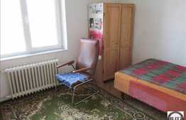 De vanzare apartament 2 camere decomandate, zona Complex Diana, 51 mp utili