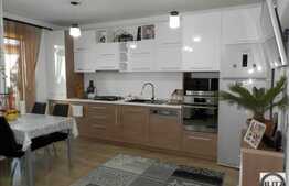 Vanzare apartament 2 camere, 38 mp, complet mobilat, zona strazii Constanta