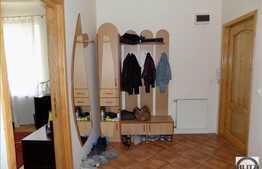 Vanzare apartament 3 camere,75,86 mp, parcare, boxa subsol, zona ultracentrala