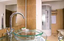 Vanzare apartament 5 camere, 127 mp, decomandat, zona strazii Napoca