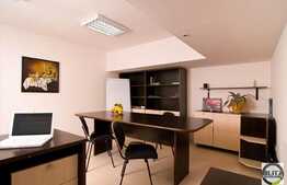 Vanzare apartament 5 camere, 127 mp, decomandat, zona strazii Napoca