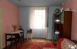 3 camere, 80 mp, 2 boxe subsol, zona ultracentrala