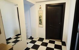 Apartament decomandat cu 2 camere , parcare cu CF individual, zona Porii