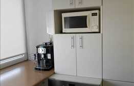 De vanzare apartament 3 camere, 60 mp, AC, parcare, zona Piata Mihai Viteazu