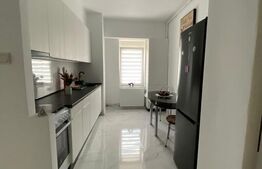 Apartament 2 camere, parcare, zona Centrala