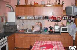 Casa individuala constructie din 2001. Se accepta schimb cu apartament