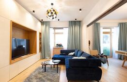 Apartament cu personalitate, tavan înalt și terasă – zona Scala Center