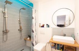 Apartament cu personalitate, tavan înalt și terasă – zona Scala Center