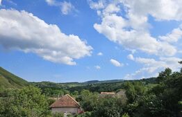 Casa cu 136 mp utili, mansarda amenajabila si intimitate într-un ansamblu privat