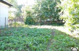 Casa demolabila de vanzare cu teren 460 mp