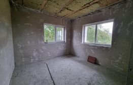 Casa individuala, semifinisata, 130mp, 700mp teren, Dezmir