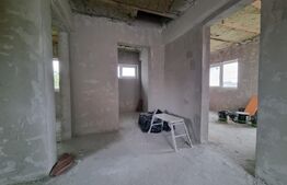 Casa individuala, semifinisata, 130mp, 700mp teren, Dezmir