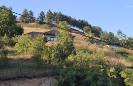 Casa pe un nivel, cu teren 2997 mp, panorama superba,Suceagu