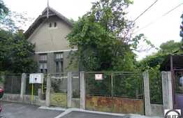 Casa de vanzare, demolabila sau renovabila, 65 mp