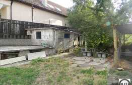 De vanzare casa demolabila, 786 mp teren, in zona Andrei Muresanu