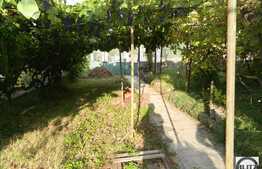 De vanzare casa demolabila, 786 mp teren, in zona Andrei Muresanu