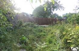 De vanzare casa demolabila, 786 mp teren, in zona Andrei Muresanu