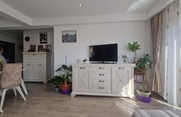 Apartament 4 camere zona Tractorul , luminat decomandat 17 mp terase