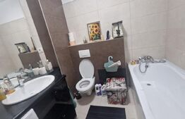 Apartament 4 camere zona Tractorul , luminat decomandat 17 mp terase
