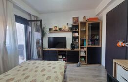 Apartament 4 camere zona Tractorul , luminat decomandat 17 mp terase
