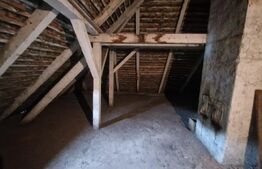 Apartament in casa, cu intrare si curte individuala, beci, pod, zona Mall Afi