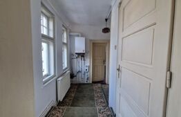 Apartament in casa, cu intrare si curte individuala, beci, pod, zona Mall Afi