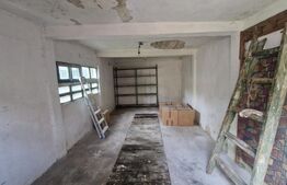 Apartament in casa, cu intrare si curte individuala, beci, pod, zona Mall Afi