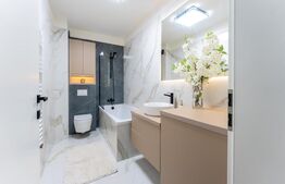 Apartament la cheie, decomandat, totul nou, parcare, zona Terra